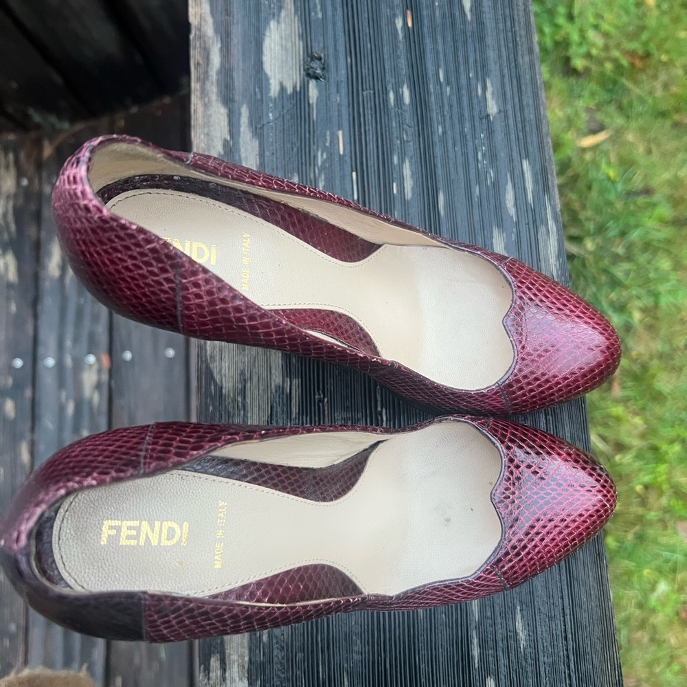 FENDI Burgundy Red Snakeskin Leather Gold Platforms Heels Pumps Rare